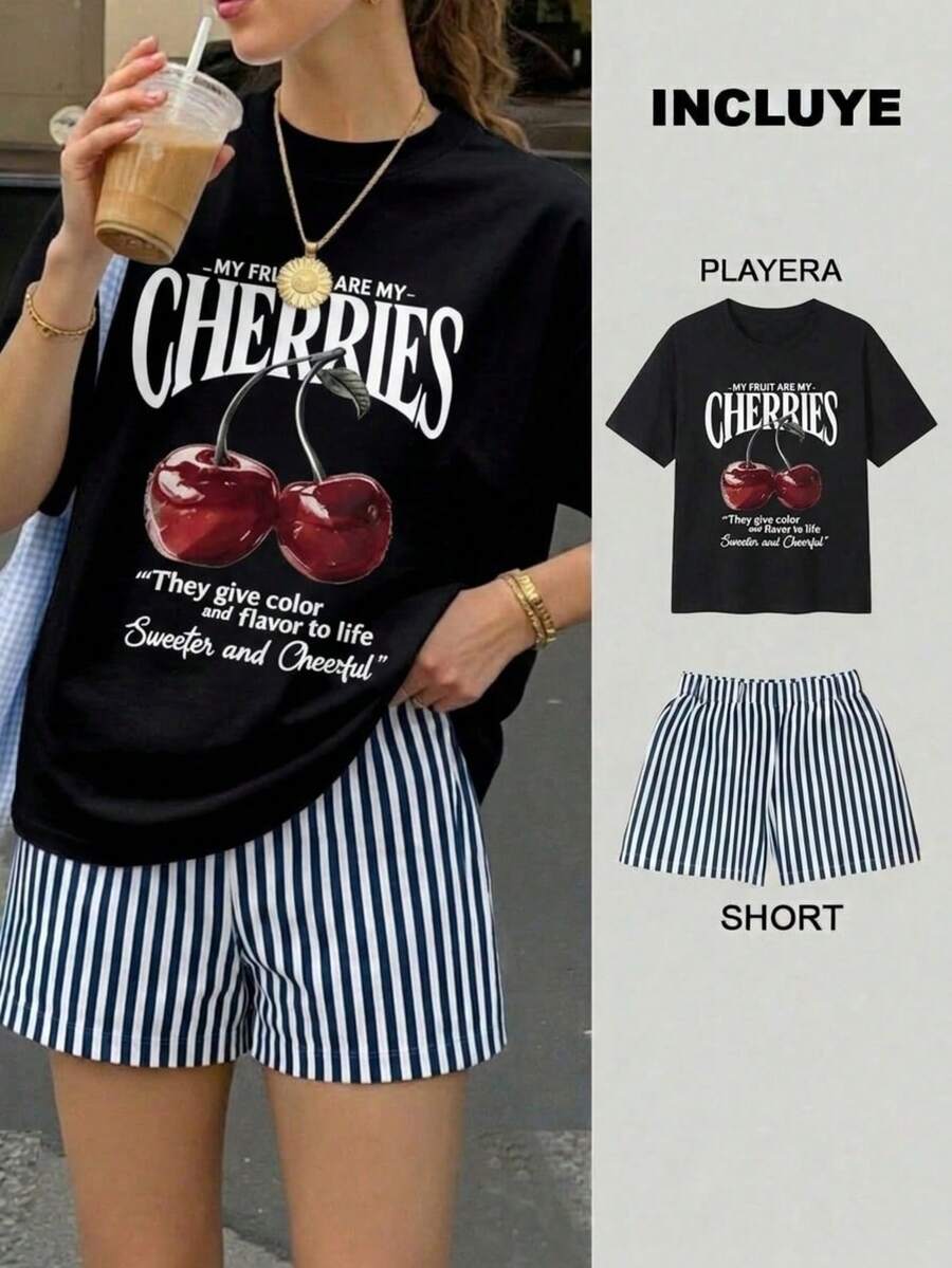 Conjunto de dos piezas, playera y short, playera estampada con diseño, short corto de rayas, adecuado para vacaciones en la playa, verano, vacaciones, viaje, para temporada de calor - 2 Playera Negra Cherries con Short Rayas Azul Marino con Blanco - Ver 1