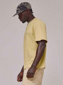 Short-Sleeved T-Shirt With Round Neck And Dropped Shoulders, Large Graphic Print On The Back By MUSERO STUDIOS, Essential For Spring And Summer - Yellow - View 3