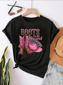 Camiseta de estilo vaquero occidental para mujer - Diseño vintage de botas y sombrero de vaquera, con letras de pedrería y el eslogan "on the ground" en la bota, camiseta de cuello redondo lavable a máquina, adecuada para uso casual al aire libre, apta para todas las estaciones. Estilo coreano, manga corta holgada. - Negro - Ver 1