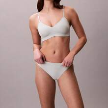 Calvin Klein Calvinklein Invisibles Gel Wire Lightly Lined Bralette Underwear  Women  Bras + Bralettes QF7142 - 天空灰 - 查看 3