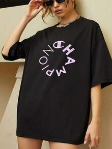 Palabras en forma circular simbolizan fuerza continua y espíritu ganador que inspira superación y confianza personal camiseta de mujer  cómoda transpirable ideal para uso diario y look moderno - Negro - Ver 6