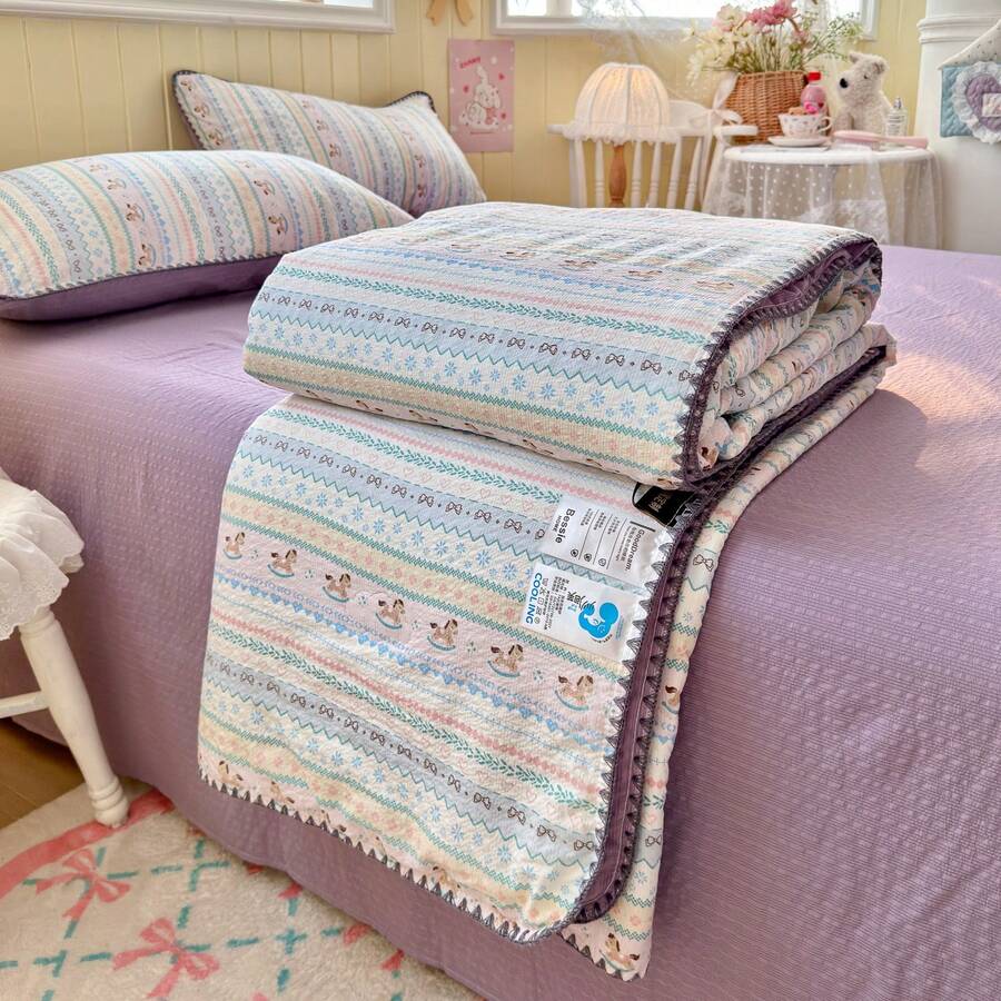 1pc Lace Trim Thin Quilt, Summer Quilt, Air Conditioning Quilt, Quilted Blanket, Cute Pastoral Style, Soft & Comfortable Lace Design, Bedding, Suitable For Dorm, Bedroom, Apartment, Applicable For Spring & Summer, Pillow Case Not Included - Mauve Purple - View 1