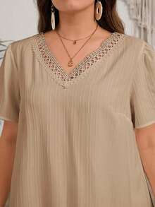 Vestido casual de manga corta con cuello en V para mujer de talla grande - Caqui - Ver 7