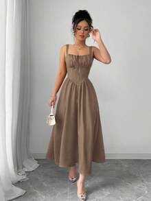 Women's Plain Red Maxi Dress For Summer 2025, Perfect For Valentine's Day Or Holidays, Featuring Ruffles At The Front, A Bow, An Asymmetrical Neckline, And A Slimmed Waist - 卡其色 - 查看 8
