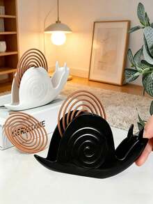 1pc Snail Shaped Incense Holder - Creative Cute Home Decor, Black Or White Flame Resistant Plastic Mosquito Coil Plate,Camping,Incense Holder,Insense Holder,Camping Essentials - Multicolor - View 6