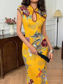 xheEastFlair Vestido largo elegante y favorecedor de la figura de las mujeres con estampado de pavo real de estilo chino y mangas campanaxhe - Amarillo - Ver 5