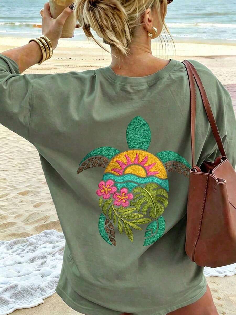 Top de Verano para Mujer con Estampado de Tortuga Marina Tropical, Cuello Redondo, Manga Corta, Estilo Casual y Holgado para Vacaciones - Verde Oliva - Ver 1