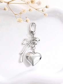 1pc Minimalist Ins Style Silver Heart Bow Keychain, Bag, Earphone Case, Phone Case, Car Decoration, Couple Pendant, DIY Charm, Valentine's Day Gift, Birthday Gift, Party Gift - Silver - View 4