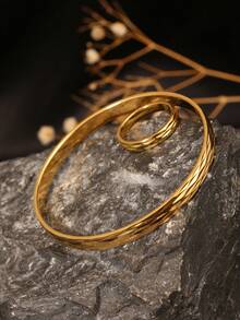 1 Set 18K Gold Plated Stainless Steel Diamond-Shaped Carved Bracelet And Ring Set, Hypoallergenic Non-Fading Waterproof Anti-Scratch Anti-Oxidation Jewelry, Suitable For Daily Commute, Dating, Banquet, Party, Workplace, Stackable Wear - Diamond-patterned Bracelet and Ring Set - View 11