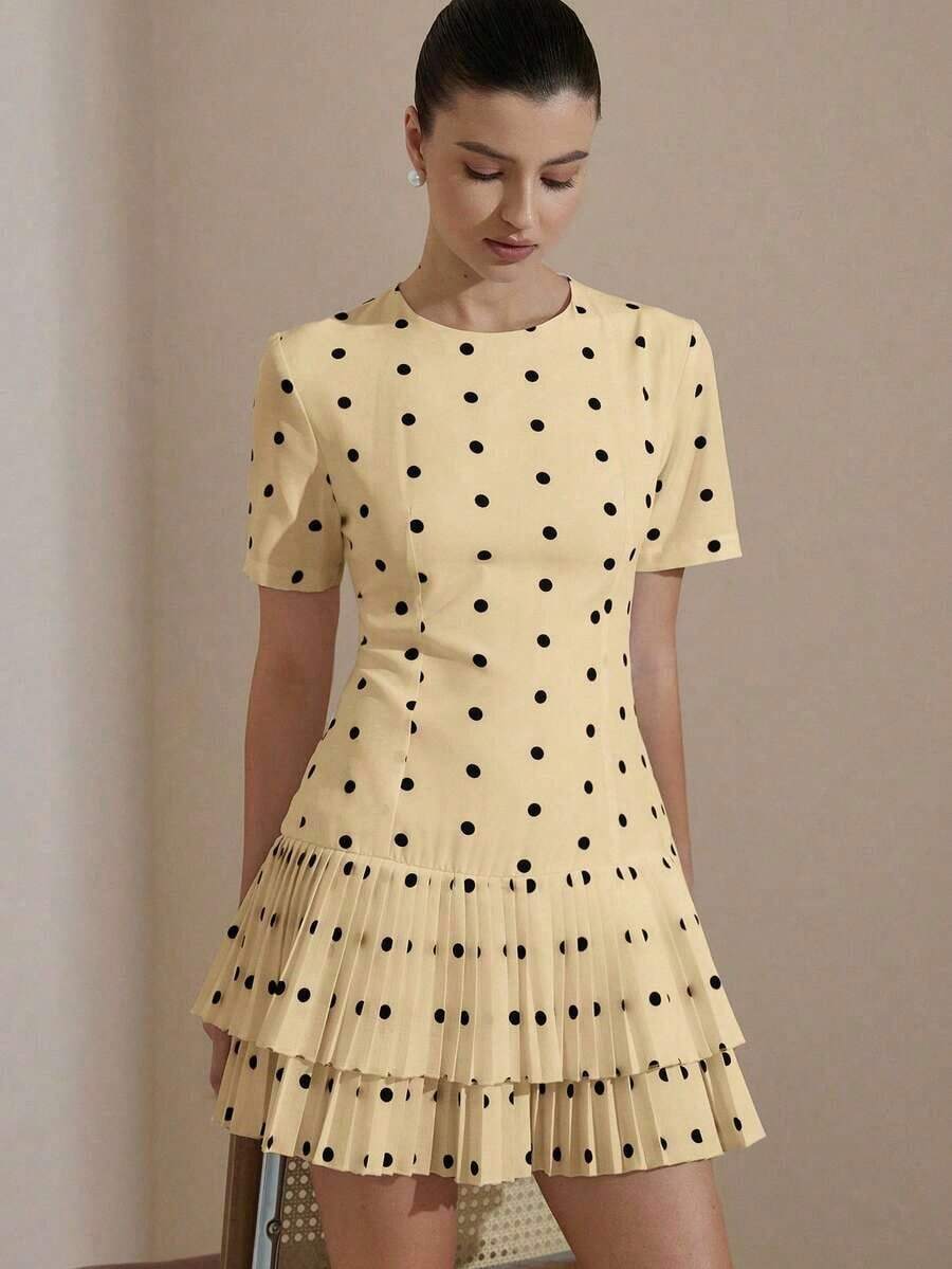 Versatile Casual Dress For Women With Round Neck, Fitted Waist, Short Sleeves, Black And White Polka Dot Print, Layered Ruffle Hem And Matching Silhouette - 軍綠色 - 查看 1