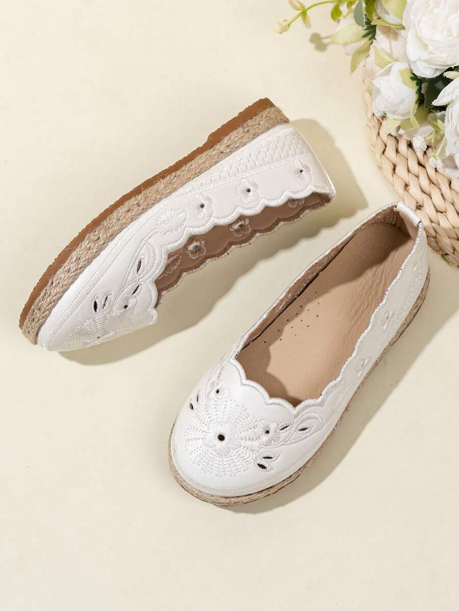 Girls Embroidered Straw Sole Kids Flat Shoes, Soft Round Toe Low Top Casual Shoes For Outdoor & School Performance, All Seasons Wear - Beige - View 1
