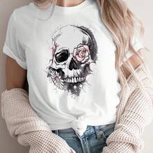 Camiseta deportiva casual para mujer, camiseta de cuello redondo, LOVE BEHIND THE SANDWICH, camiseta con calavera y rosa, top para mujer, estilo oscuro, regalo de Halloween, diseño gótico, toque romántico, top cómodo para todas las estaciones, camisetas de algodón para mujer. - Blanco - Ver 6