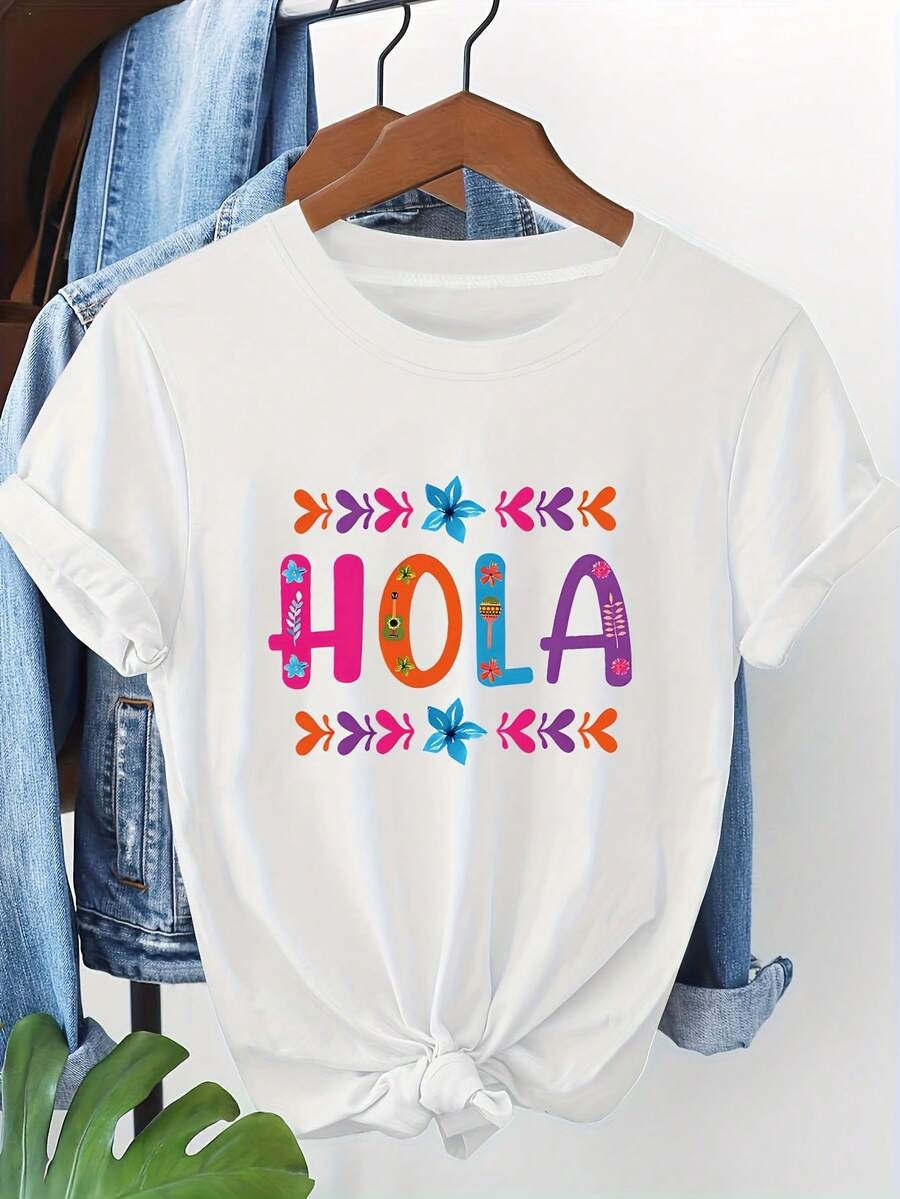Camiseta Plus Size con Estampado de Flores Españolas "Hola" - Blusa de Manga Corta y Cuello Redondo en Blanco, Tela Suave y Lavable a Máquina, Casual y Cómoda para Uso Diario y Eventos con Temática Española - Negro - Ver 1