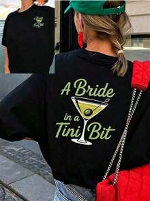 Camisetas De Mujer AlgodóN Camisetas Casuales Unisex De Alta Calidad Y DiseñO Atractivo - Camiseta GráFica De Gran TamañO Para Mujer - Blanca, De Manga Corta, Con El Divertido Texto "A Bride In A Tini Bit" Y Estampado De Copa De Martini. Top De AlgodóN Suave De Corte Holgado, Perfecto Para Despedidas De Soltera, Fiestas De Novias, Viajes De Chicas Y Eventos Previos Al Matrimonio. Camiseta Popular Con TemáTica Nupcial, Corte CóModo Y Relajado, Ideal Para Futuras Novias Y Miembros Del Cortejo Nupcial. Unisex, Adecuada Para Salidas Diarias Informales, Camiseta De Manga Corta Para Verano, Camiseta Con Estampado Retro Y2K. - Negro - Ver 1