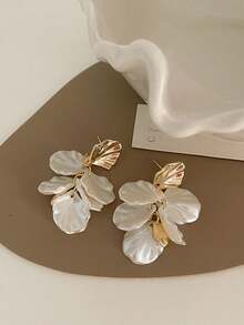1 Pair Retro Minimalist Niche Personalized Elegant Versatile Rhinestone Petal Earrings, Suitable For Women's Daily, Festival, Party, Wedding Wear - Petals Flowers - View 3