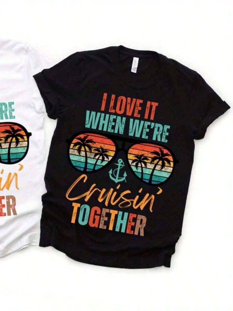 Camiseta de crucero para el Día de San Valentín para él y para ella - 'Me encanta cuando viajamos juntos en crucero' PNG, camiseta casual de algodón con diseño de gafas de moda y palmera, perfecta para parejas, regalo de aniversario y crucero retro, ropa casual de playa.| Camisa Retro Cruise|Camiseta de textura suave adornada con un llamativo estampado de retrato.Esta camiseta de estilo urbano es adecuada para todas las estaciones y emana un estilo casual.Camiseta cómoda de cuello redondo, de puro algodón, con estampado de letras a la moda, diseño unisex para parejas, adecuada para celebraciones de festivales, Día del Padre, Día de la Independencia, manga corta para mujer, transpirable y cómoda. - Negro - Ver 1
