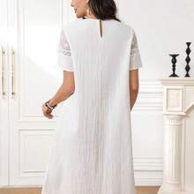 guangzhougaolangshangmao  Vestido midi de mujer con cuello redondo y mangas cortas con encaje en contraste - Blanco - Ver 4