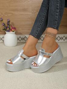 Sandal Selop Wanita Modis, Sandal Bersol Tebal dengan Hak Wedges dan Ujung Terbuka - Perak - View 2