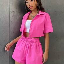 Soqi Women's Clothing Everyssa Set de 2 piezas con camisa corta de unicolor y abotonadura sencilla, y shorts con volantes en el bajo para mujer - Rosa vieja - Ver 7