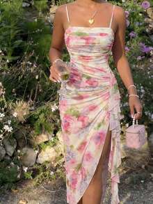 MOD Vestido de tirantes midi ajustado con estampado floral y volantes en el bajo, para verano - Negro - Ver 1