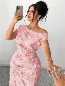 Vestido largo de fiesta elegante con hombros descubiertos, cintura ceñida y estampado floral favorecedora para tallas grandes - Rosa Pálido - Ver 7