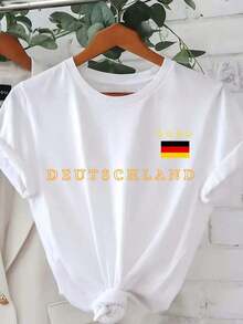 Tyskland Vit Kortärmad T-shirt, Trendig Familjeoutfit, Tyskland T-shirt, Farsdagspresent, Festivaloutfit Herr, Anpassade T-shirts, Morsdagspresent, Basketboll, Tysklandsflagga & Tysklandstryck T-shirt för Dam - Kortärmad Rundhalsad Casual Topp med Starka Orange Bokstäver & Svarta/Guldiga Ränder, Luftig Sommar- & Vårtröja för Vardagskläder eller Fotbollsfan-kläder, Maskintvättbart Tyg, Tidlös Vit Tyskland Topp för Dam, Herr och Barn, Fina Sömmar och Elegant Utseende för en Välvårdad Vardagslook. En mits för alla tjejer, tjejkläder, sommaroutfit för tjejer, dinosaurie, träningsoverall, tjejkläder, träningsoverall, presenter till män, present till man, present till pojkvän, present till mors dag, present till fars dag, present till barn, vänner och familj. - Vitt - Visa 6