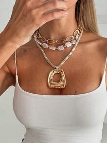 3 Stück/Set modischer minimalistischer vintage vielseitiger Street-Style Ästhetik des alten Geldes Metall-Kreuz asymmetrischer Anhänger Halskette, mehrlagige Barock-Perlenkette mit weißen Perlen, geeignet für Party, Treffen, Urlaub, Geschenk für Freunde und Familie, Alltagstragen - Gold - Übersicht 1