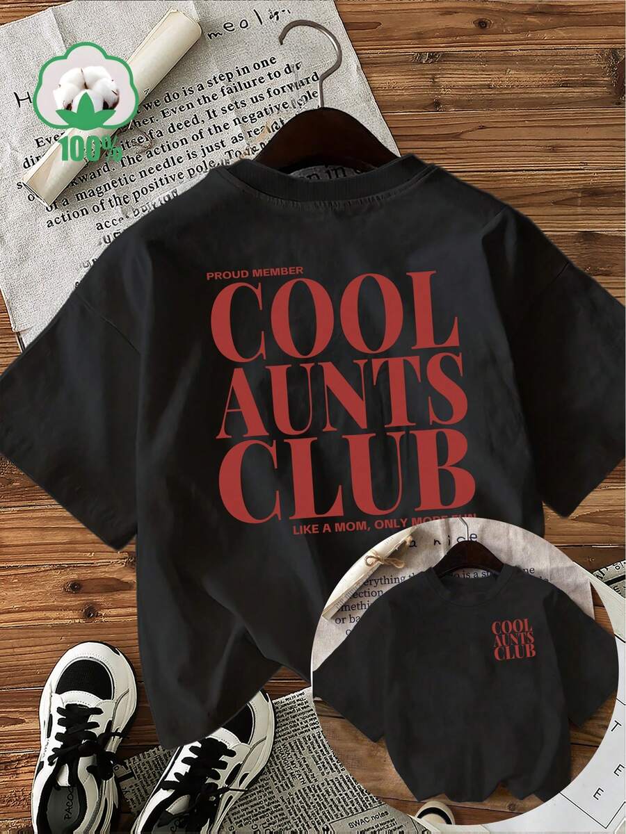 Cotton T-Shirt With A Cool Auntie Club Print On The Front And Back. This Women's Spring/Summer Top Is Soft, Fitted, And Has A Round Neck, Making It Suitable For All Seasons. It Can Be Worn As A Base Layer In Spring And Autumn Or On Its Own In Summer. This Unisex, Heavyweight Cotton Top Has A , City-Boy Style. - 黑色 - 查看 1