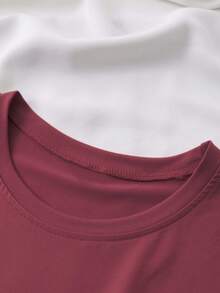 Camiseta de Mujer con Bandera Alemana y Fútbol - Selección Nacional de Alemania, Cuello Redondo Manga Corta, Ideal para Eventos y Ropa Casual - Prenda de Orgullo Alemán - Burdeos - Ver 3