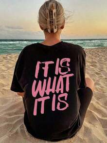 Camiseta Deportiva de Talla Grande para Mujer con Estampado de Letras "It Is What It Is", Cuello Redondo, Manga Corta, Corte Holgado, Top de Verano para Damas con Curvas|   Corte relajado|   Tallas grandes, transpirable y cómodo - Negro - Ver 3