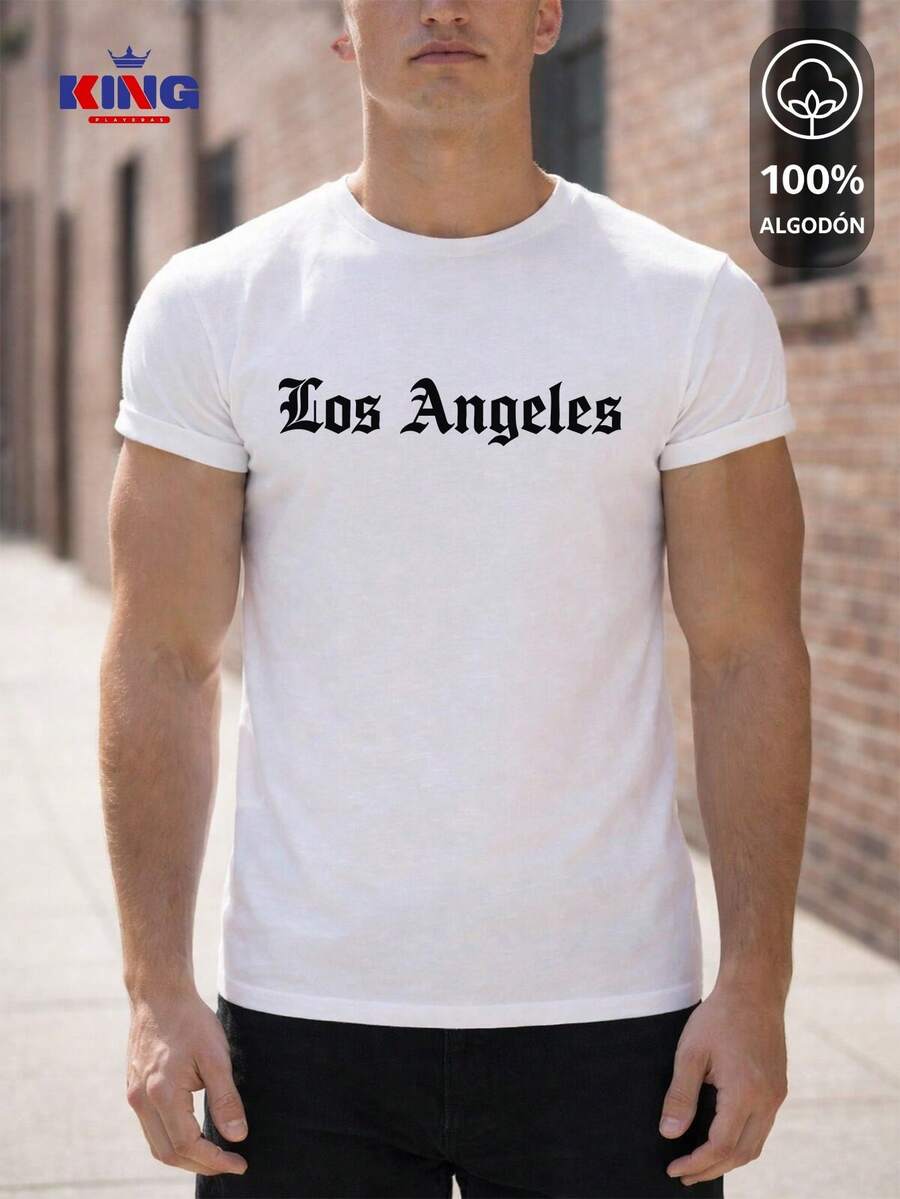 King T-shirt Playera 100% algodón de excelente calidad, esta playera garantiza una suavidad excepcional al tacto, cuello redondo con estampado "Los Angeles Gothic Typography" y manga corta - Blanco - Ver 1