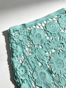 Saia feminina elegante de tricô com recortes, ideal para praia, férias e para usar na primavera/verão. - Verde - Ver 5
