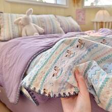 1pc Lace Trim Thin Quilt, Summer Quilt, Air Conditioning Quilt, Quilted Blanket, Cute Pastoral Style, Soft & Comfortable Lace Design, Bedding, Suitable For Dorm, Bedroom, Apartment, Applicable For Spring & Summer, Pillow Case Not Included - Mauve Purple - View 3