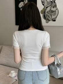 EARO 女士白色罗纹针织蕾丝边系带短袖圆领上衣 - 白色 - 查看 3