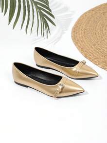 JiaYunNvXie Giày Mary Jane da sơn mài mới mùa Xuân/Thu 2025, giày slip-on mũi nhọn có dây xích kim loại dành cho nữ, cỡ lớn. - Vàng - Xem 5