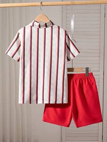 2pcs/Set Boys' Casual Striped Print Pattern Decorated Patch Short Sleeve Top And Solid Color Faux Drawstring Shorts, Spring/Summer - Red - View 2