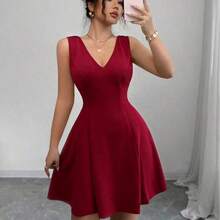 guangzhougaolangshangmao  Nuevo vestido elegante y sexy con escote en V, espalda descubierta y ajustado con lazo en la cintura, color burdeos, estilo europeo de lujo, adecuado para el Día de la Independencia y vacaciones - Verde Oscuro - Ver 6