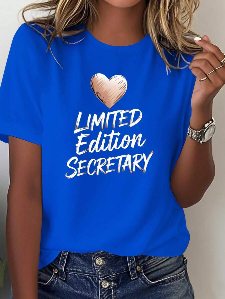 Camiseta de edición limitada para mujer con diseño de corazón de secretaria - Estilo retro en rojo puro y blanco, con diseño de corazón y bolígrafo, estampado de secretaria de edición limitada, adecuada para uso casual y profesional (lavable a máquina) - Ajuste para todas las estaciones, camisetas y blusas para mujer, camisetas de verano para mujer, camisetas de mujer, camisetas y blusas para mujer, camisetas de moda para mujer, camisetas de mujer, camisetas de verano para mujer, camisetas de mujer, camisetas y blusas para mujer, camisetas de mujer, camisetas bonitas, camisetas estampadas para mujer, camisetas navideñas para mujer, ropa única para mujer, ropa exclusiva para damas, camisetas de mujer, camisas de mujer, camisas navideñas para mujer, camisetas de mujer, camisetas de mujer blusa casual mujer. - Azul - Ver 1