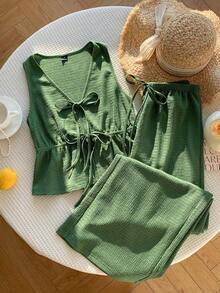 Conjunto informal de camisa sin mangas con cuello en V y corbata en frente de punto marrón y pantalones para mujer - Verde Oliva - Ver 1