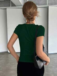 Camiseta casual de verano para mujer de ajuste ceñido con cuello redondo y mangas cortas en unicolor - Verde Oscuro - Ver 2