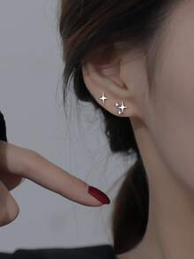 不對稱星形耳釘、不對稱星形耳環、極簡優雅女款小星飾品 - 銀色 - 查看 4