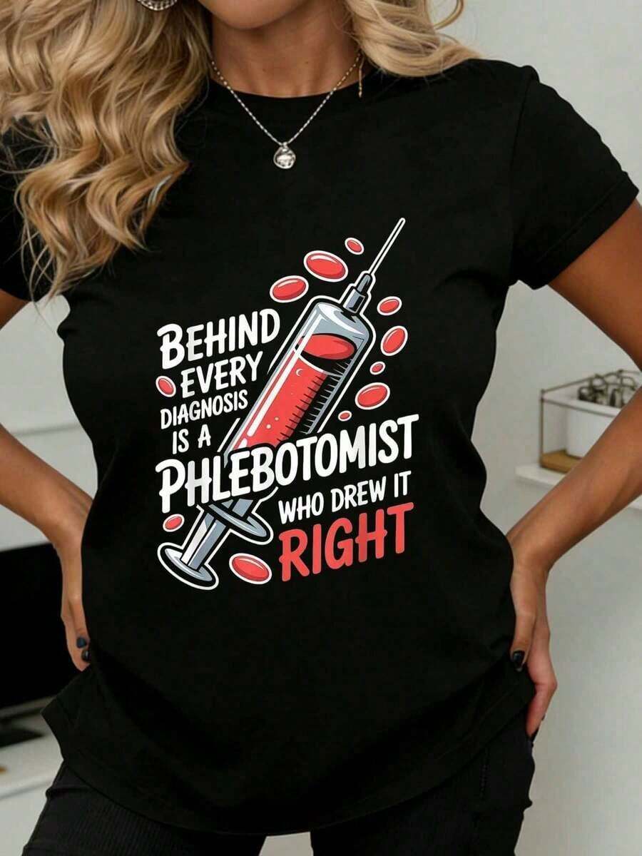 Detrás de cada diagnóstico hay un flebotomista que lo realizó correctamente. Camiseta para profesionales médicos y entusiastas de la extracción de sangre, perfecta para el trabajo o uso casual, adecuada para actividades de ocio y deportivas. - Negro - Ver 1