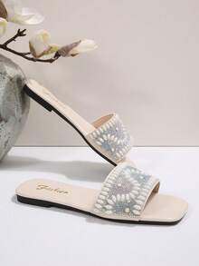 New Arrival Plus Size Luxury Anti-Slip Square Toe Mule Slippers With Rhinestone & Pearl Decor, Fashionable & Versatile, Suitable For Beach & Vacation - Beige - View 6