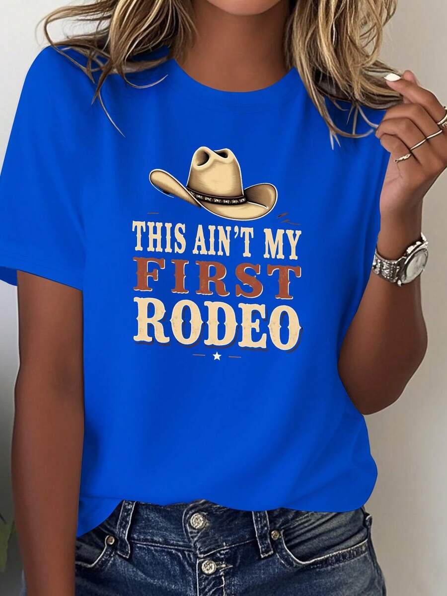 Camiseta de Mujer con Diseño de Vaquero del Oeste - Lema "Este no es mi primer rodeo", con diseño de sombrero de vaquero y herradura - Camiseta de manga corta 100% casual y cómoda en azul y dorado, adecuada para eventos de estilo country western y uso diario - Diseño geométrico, lavable a máquina, apta para todas las estaciones, corte holgado, azul brillante, divertido tema western, cuello redondo, pieza llamativa, añade un toque de estilo a tu atuendo casual. - Azul - Ver 1