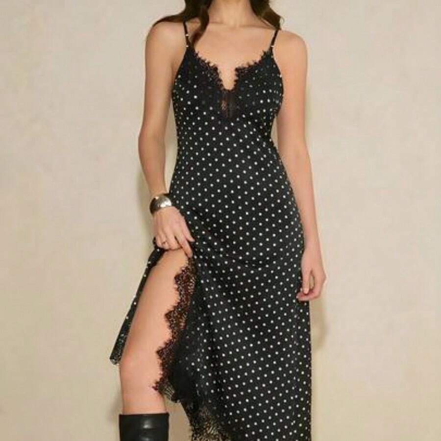 YijiaNvz Vestido largo de satén con abertura alta y parches de encaje de unicolor para mujer - Marrón - Ver 1