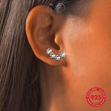 Boucles d'oreilles à tige pour femmes en argent sterling 925 avec disque rond texturé asymétrique minimaliste - Argent - Voir 5