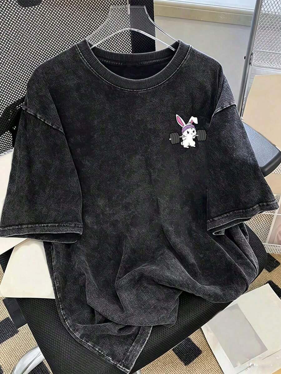 Manfinity Hypemode Men's Cartoon Rabbit Print Washed Cotton T-Shirt Premium Washable Cotton Fabric - 黑色 - 查看 1