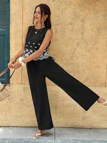 Conjunto de 2 piezas de top sin mangas con bordado floral y ribete de concha, y pantalones de pierna ancha, para mujer, estilo casual de vacaciones, primavera/verano - Negro - Ver 8