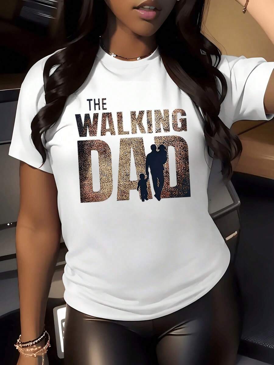 Figura que muestra a un padre caminando junto a su hijo representando unión fortaleza y amor familiar perfecta para expresar cariño camiseta de mujer casual moderna cómoda para uso diario - Blanco - Ver 1