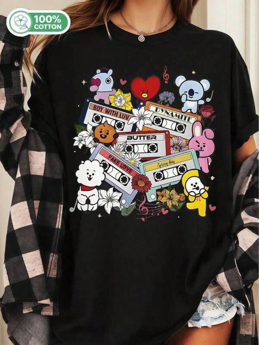 Camiseta con estampado de cinta vintage, diseño de collage de personajes, estilo unisex.camisas de mujer sudaderas para mujer sueter blusa casual mujer verano vestidos de graduación - Negro - Ver 1